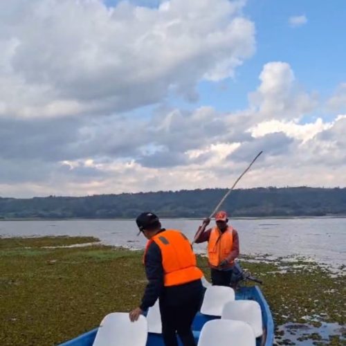 Lake Obolosat Boat ride Lake Obolosat Boat ride
